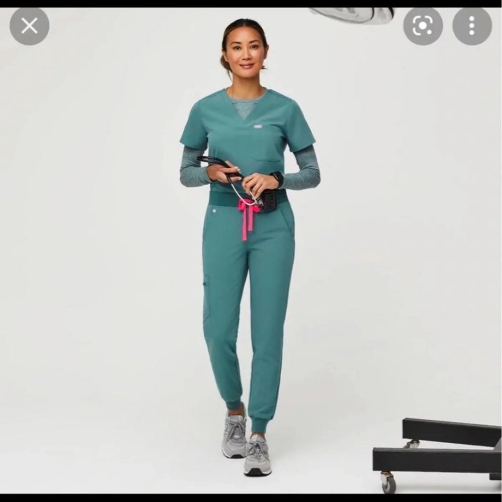 Figs Hydrogreen M SET